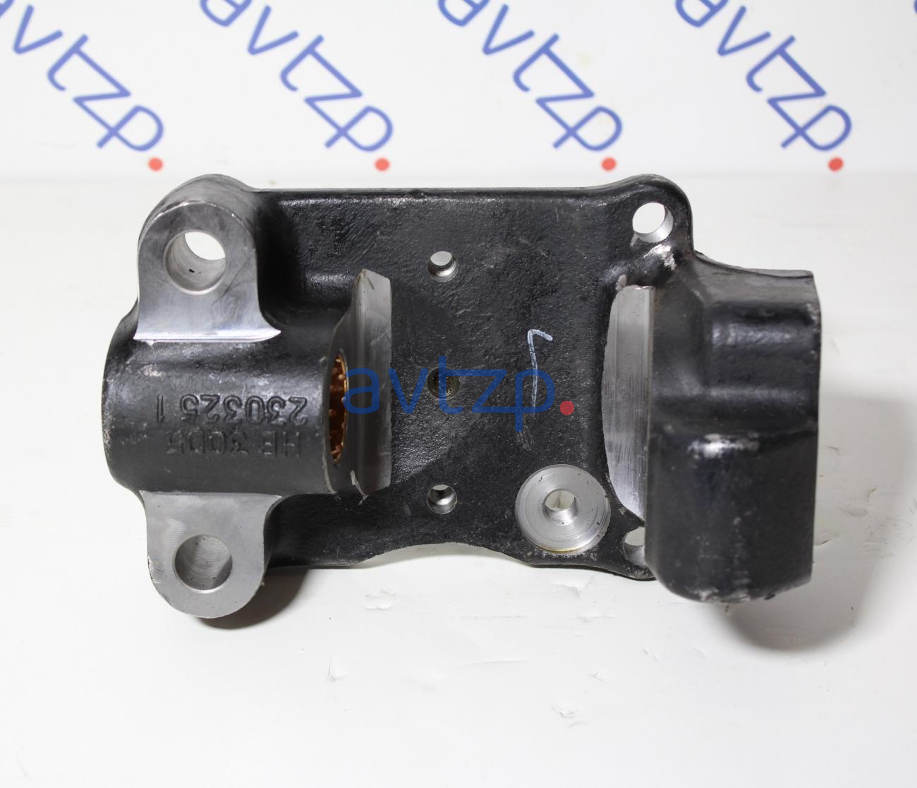 Кулак поворотный правый стальной 30D5-01016 JAC